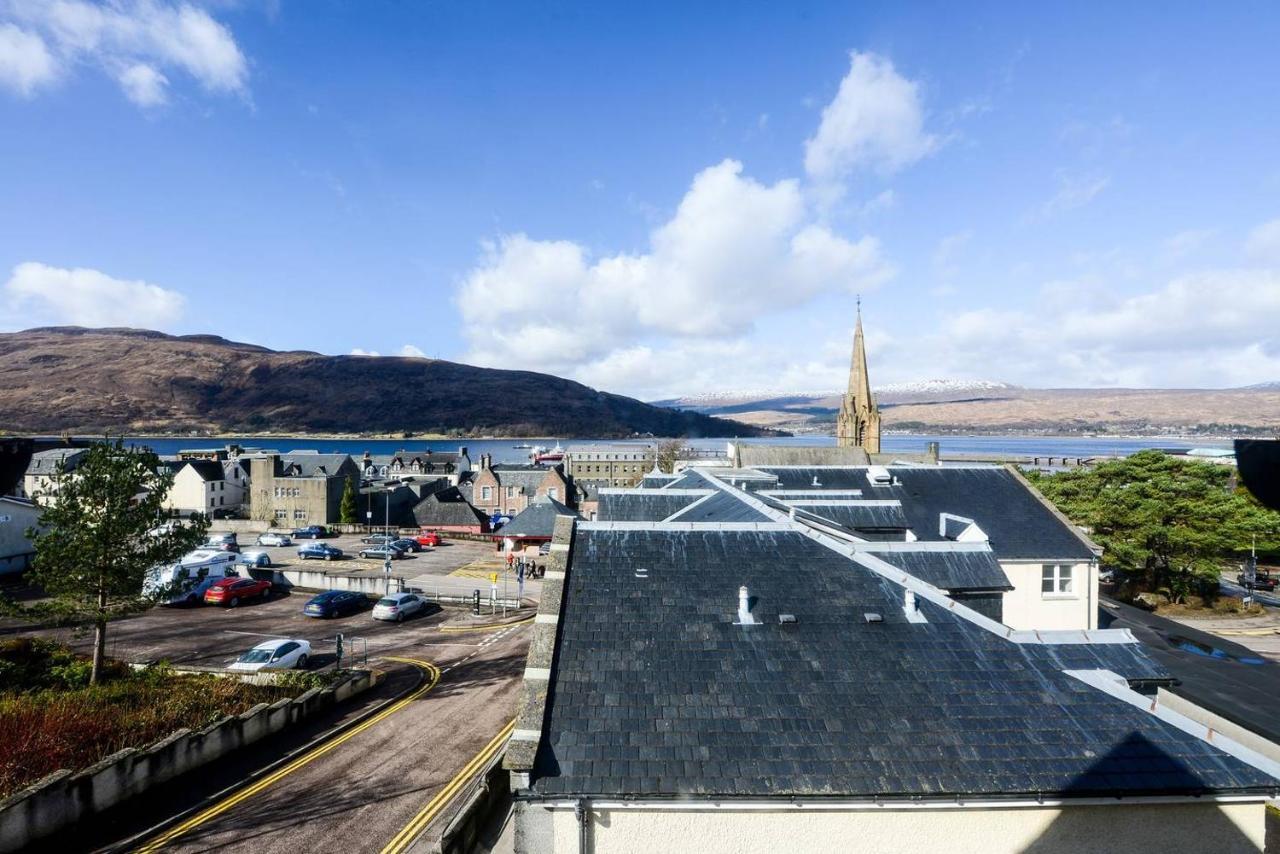 No. 1 Caberfeidh Hotel Fort William Exterior photo